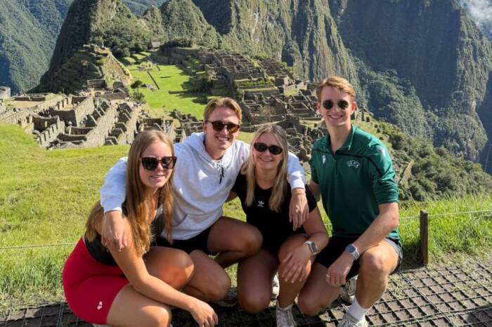 5-Day Cusco Tour: Sacred Valley, Machu Picchu & Rainbow Mountain